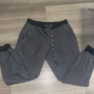 Med couture jogger scrubs